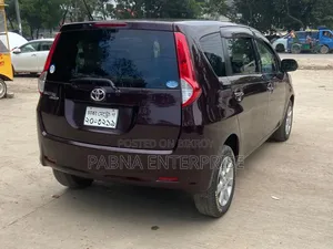 Toyota Passo Sette 2010 Maroon