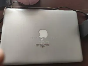 Laptop Apple MacBook 2011 8GB Intel Core I5 SSD 500GB