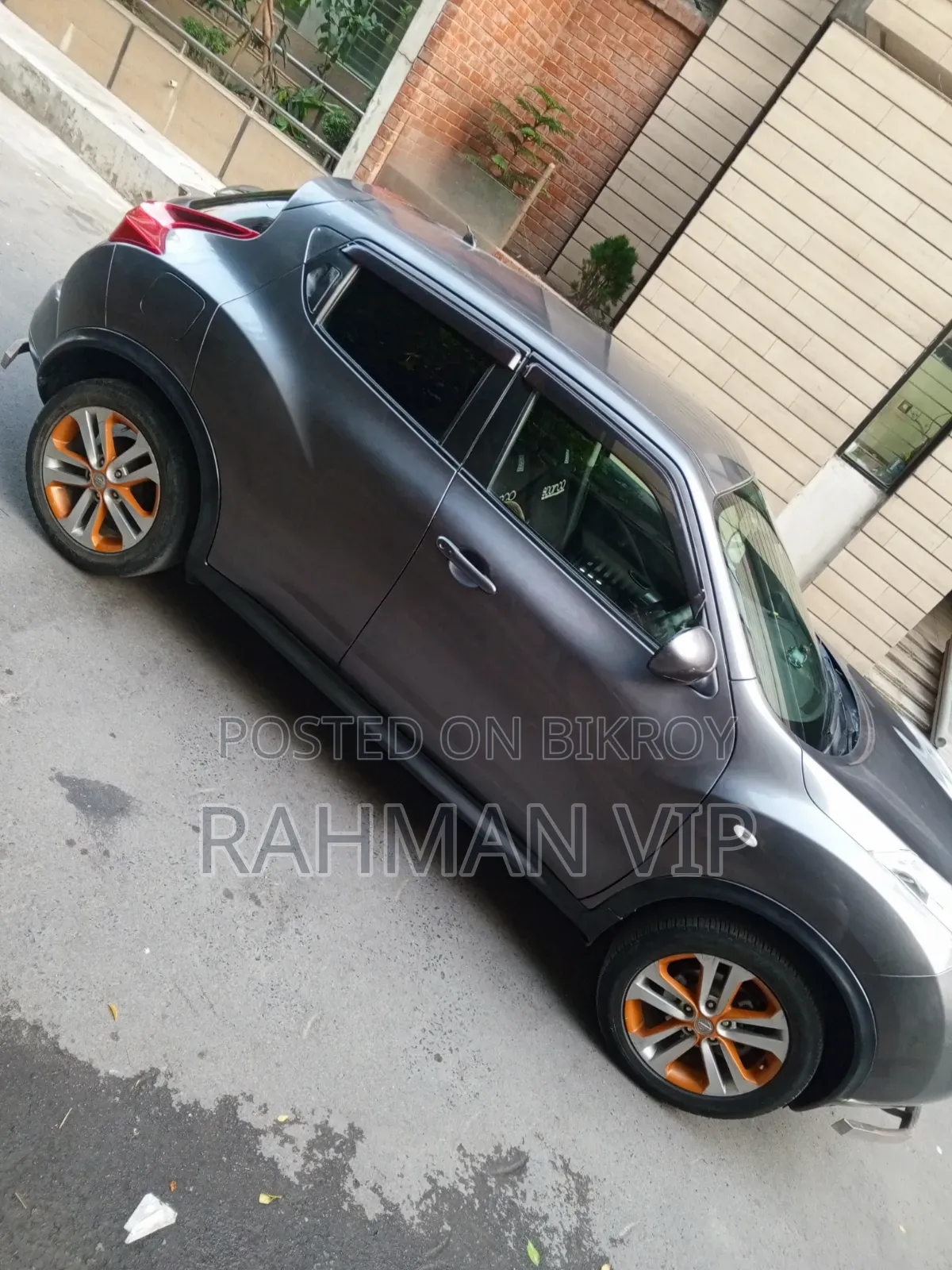 Nissan Juke SV Automatic 2011 Beige