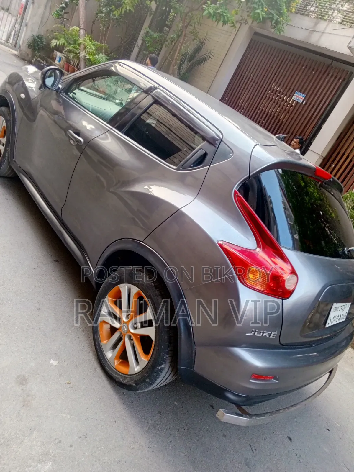 Nissan Juke SV Automatic 2011 Beige