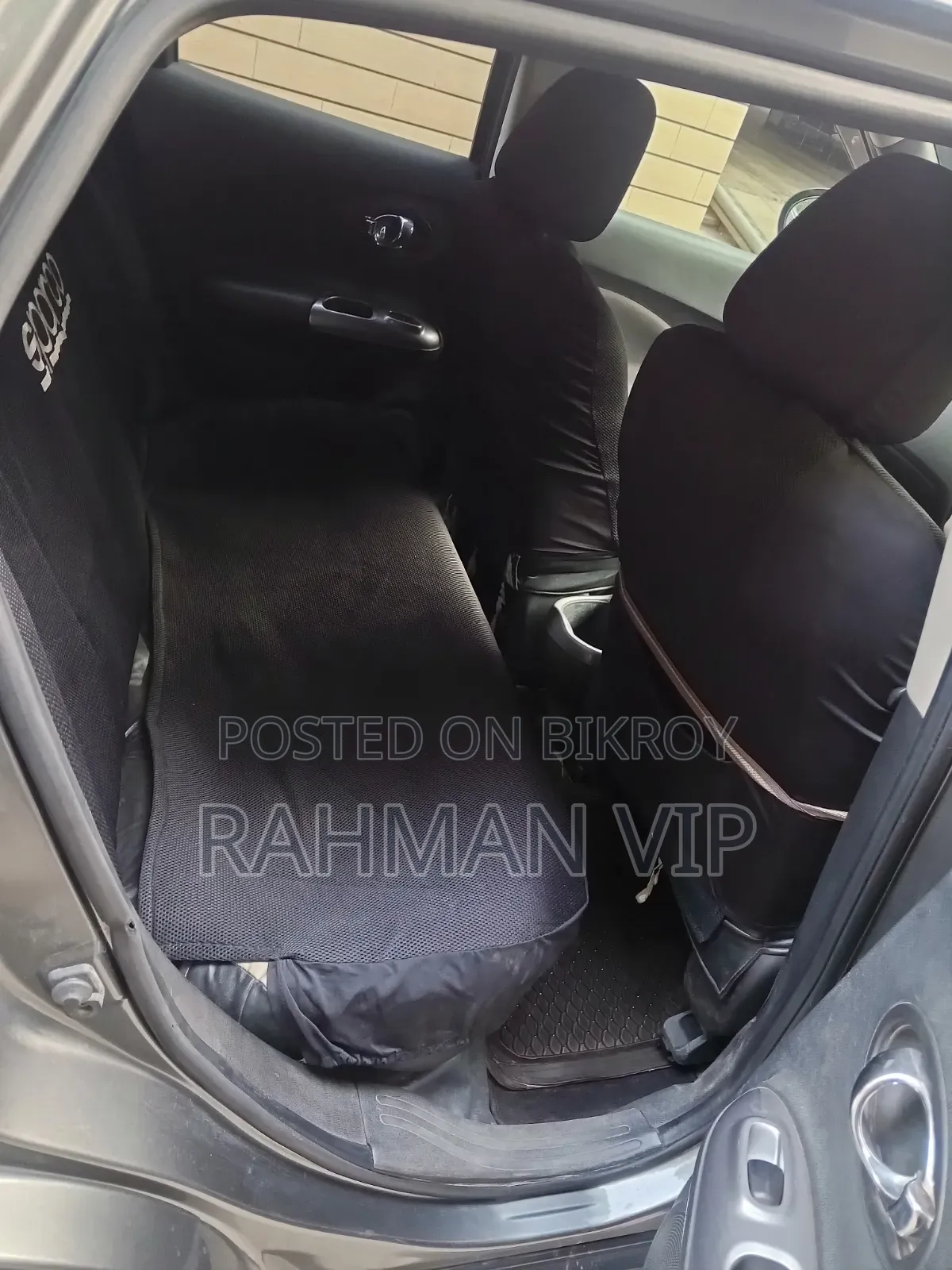 Nissan Juke SV Automatic 2011 Beige