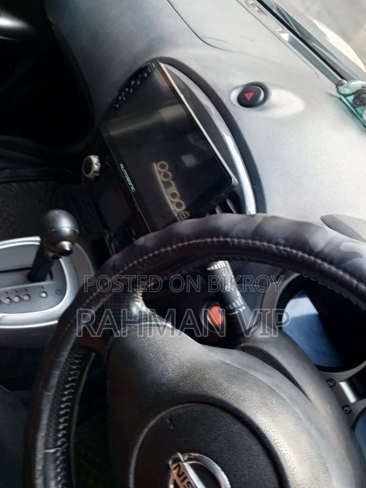 Nissan Juke SV Automatic 2011 Beige