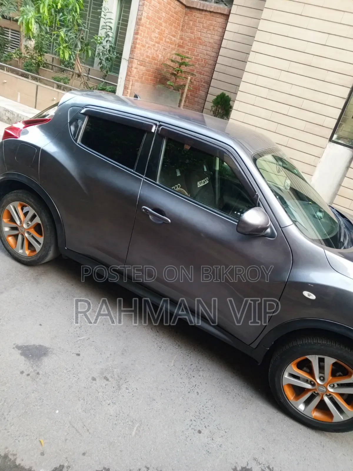 Nissan Juke SV Automatic 2011 Beige