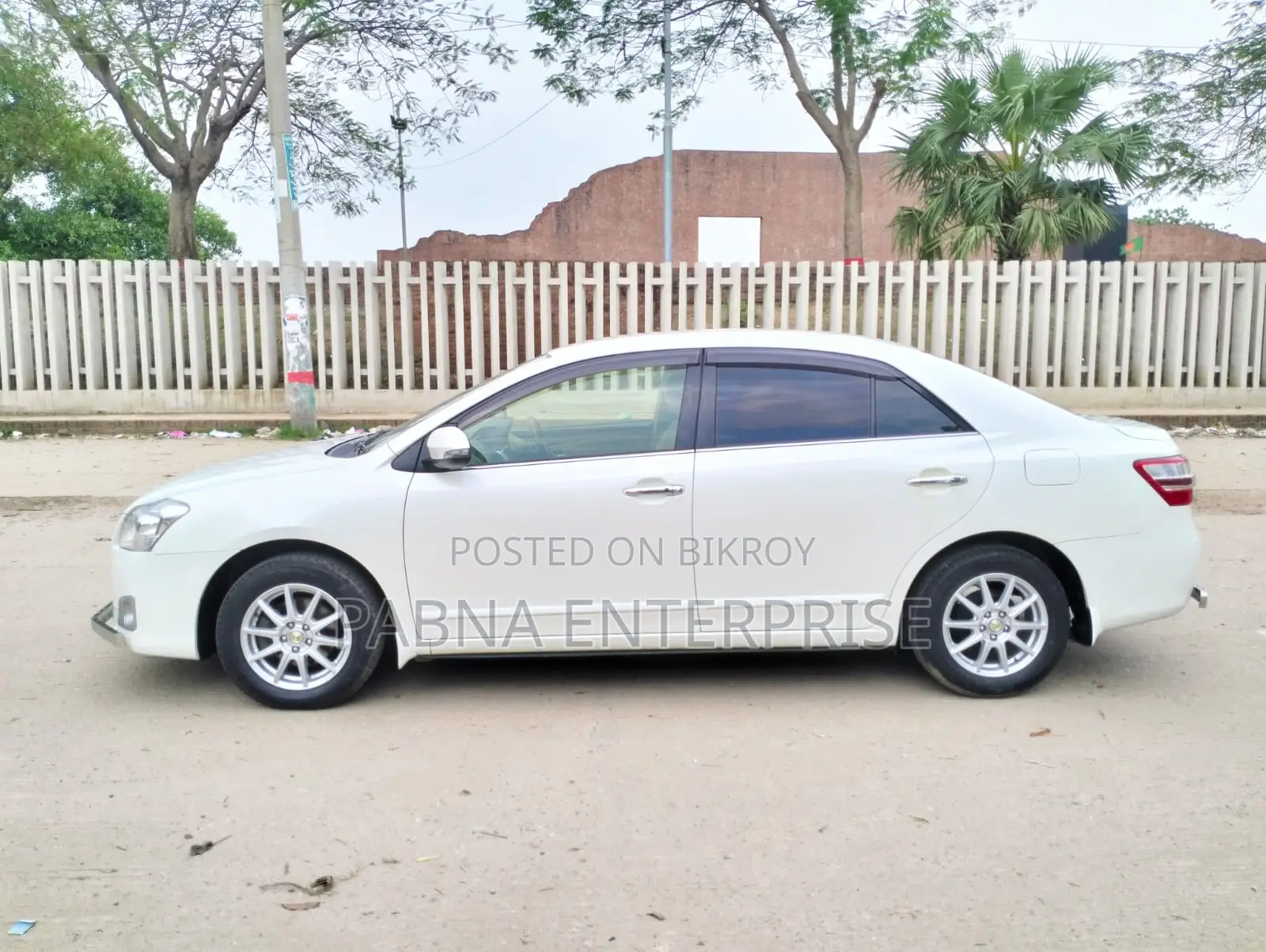 Toyota Premio 2015 Pearl