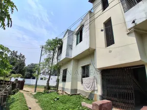 Furnished 2bdrm House in 2.15 Katha, Two-Story, Uttara for sale