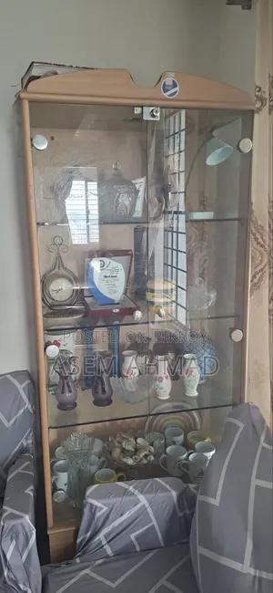 Showcase Otobi