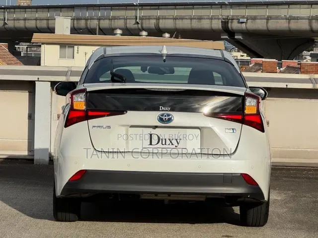 Toyota Prius 2020 Pearl