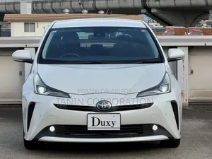 Toyota Prius 2020 Pearl