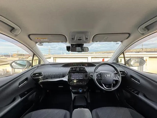 Toyota Prius 2020 Pearl