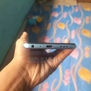 Realme 9i 128 GB Blue