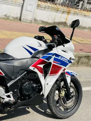 Honda CBR 2016 White