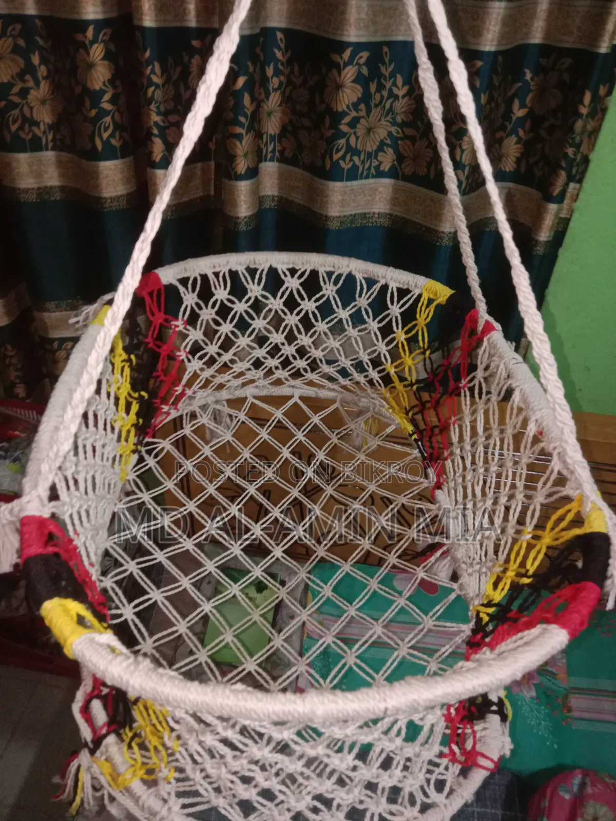 নবজাতক শিশুর দোলনা বিক্রি হবে