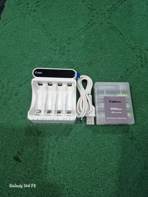 Caisi Smart Charger With 2500 Mah Battery