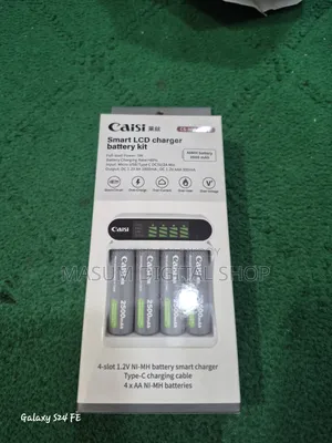 Caisi Smart Charger With 2500 Mah Battery