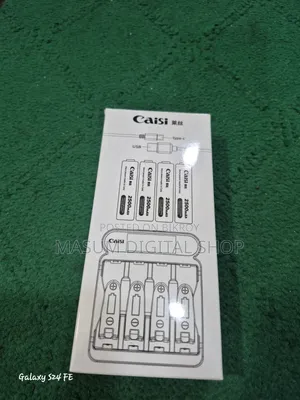 Caisi Smart Charger With 2500 Mah Battery