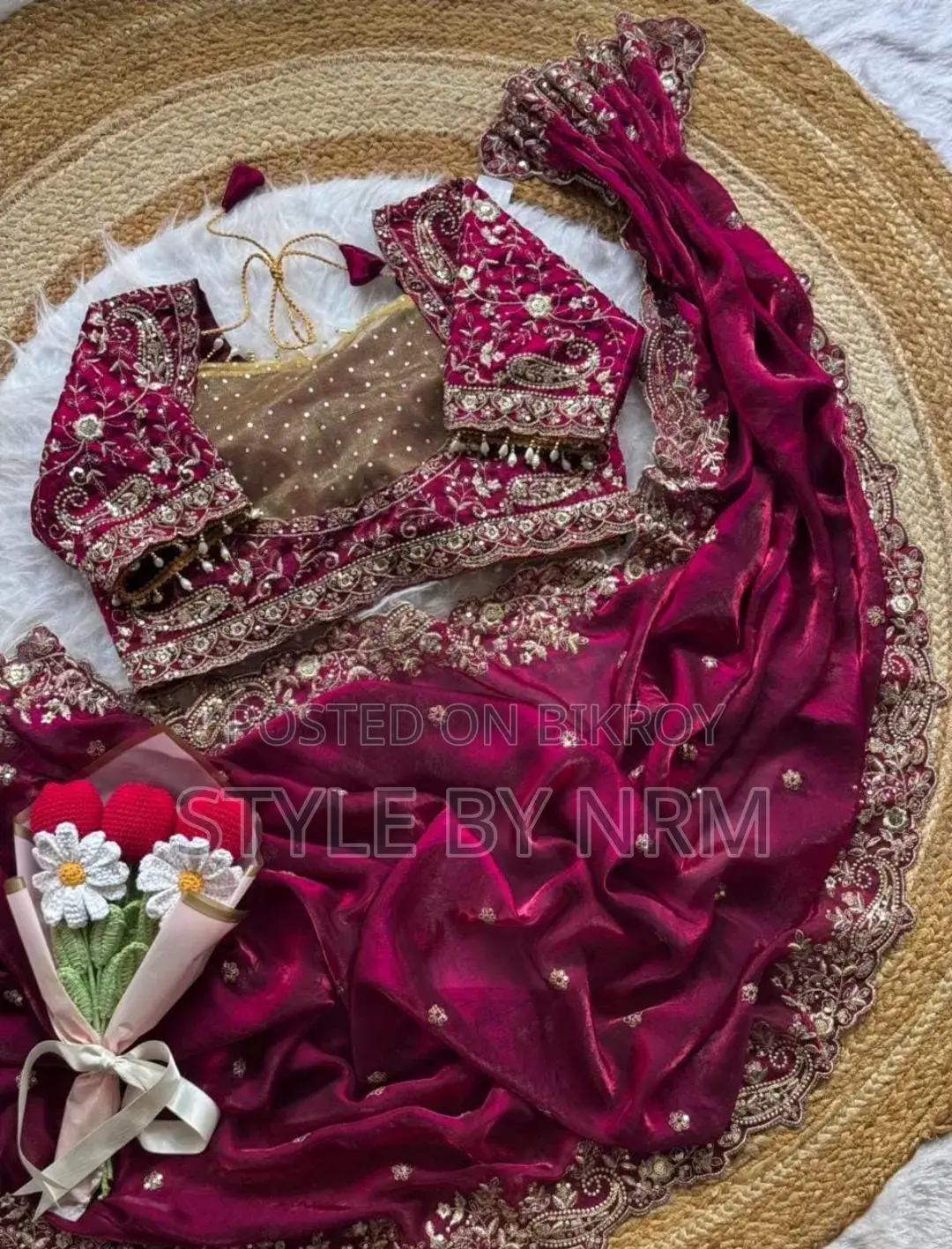 Viral Madhuri Saree