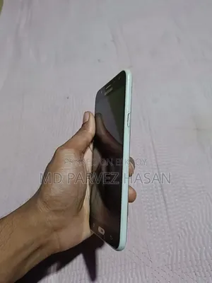 Samsung Galaxy J7 16 GB Rose Gold