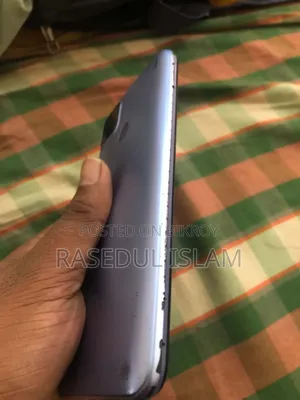 Realme 128 GB