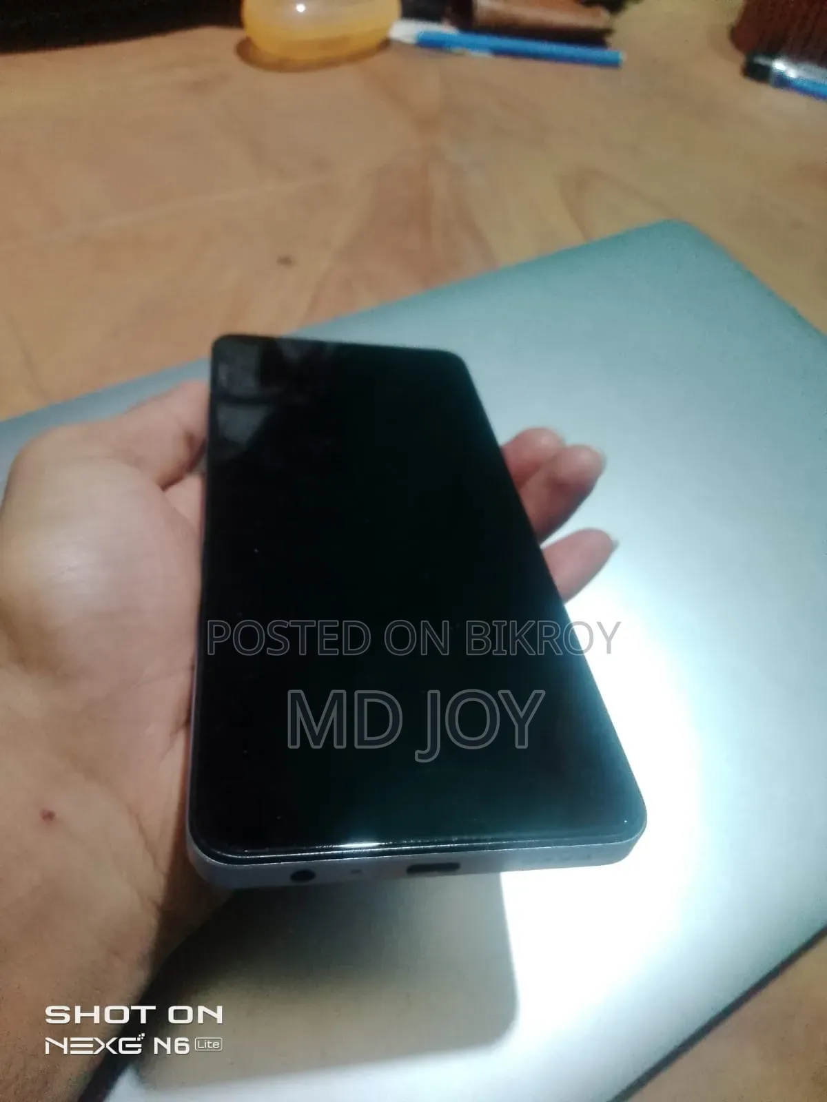 Realme 128 GB Purple