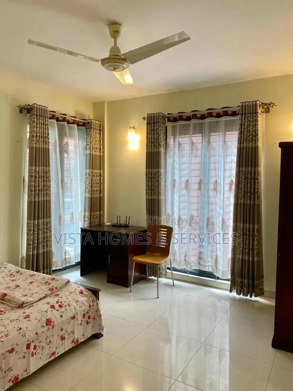 Luxury Fully Furnished 3 Bed Lakeside Apt for Rent in Gulshan-1