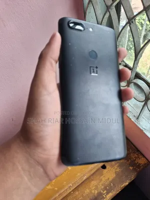 OnePlus 5T 128 GB Black