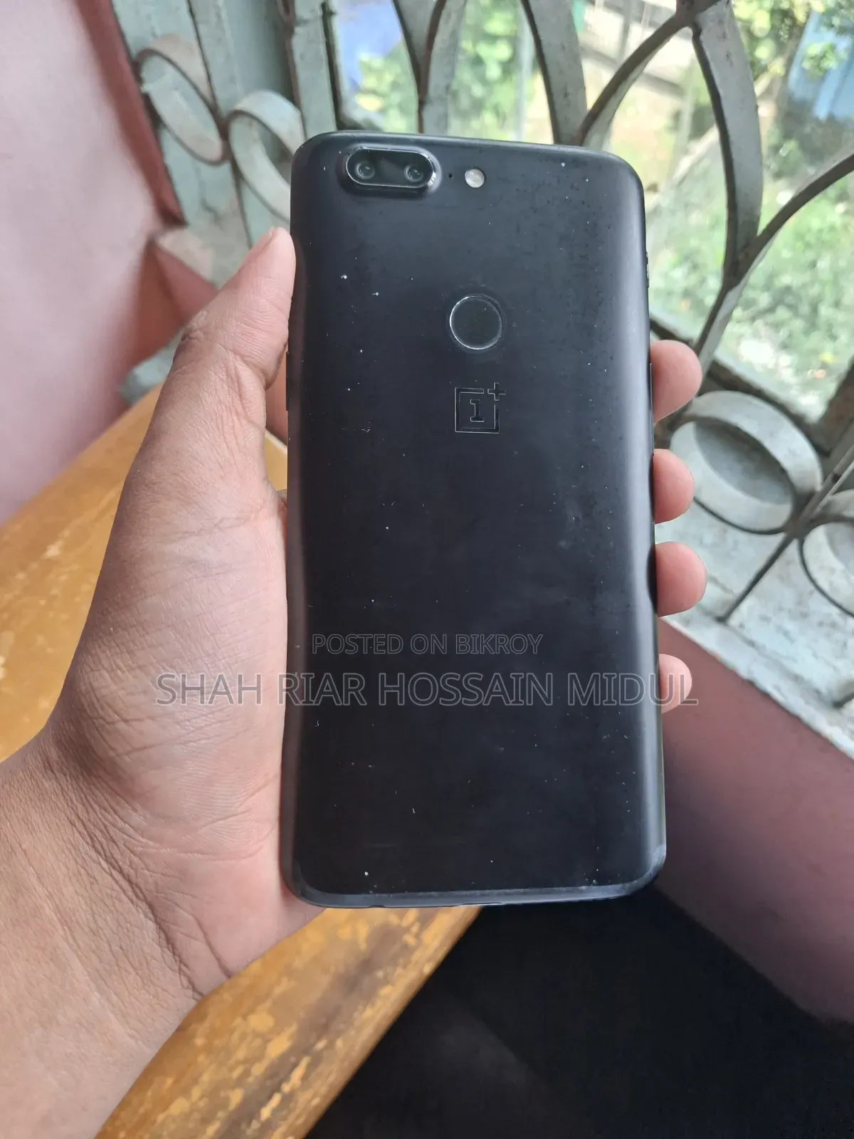 OnePlus 5T 128 GB Black
