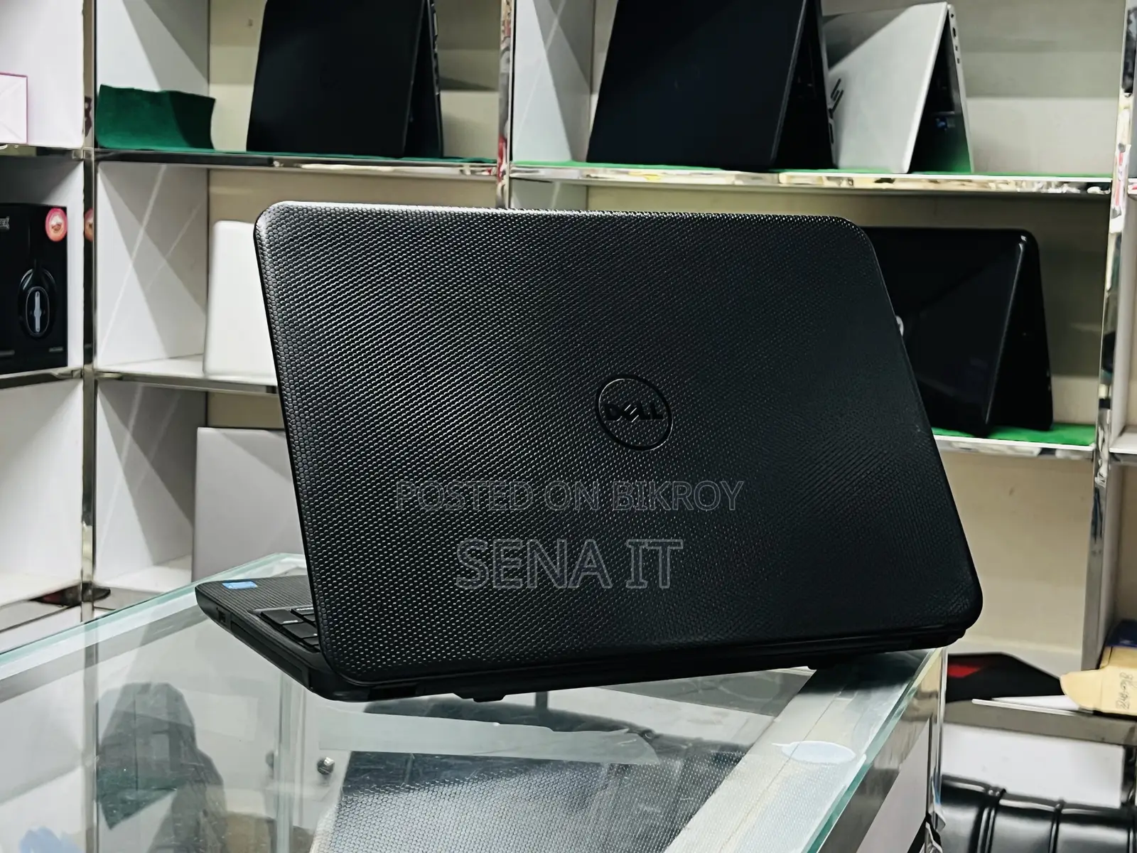 Laptop Dell 4GB Intel Pentium SSD 256GB