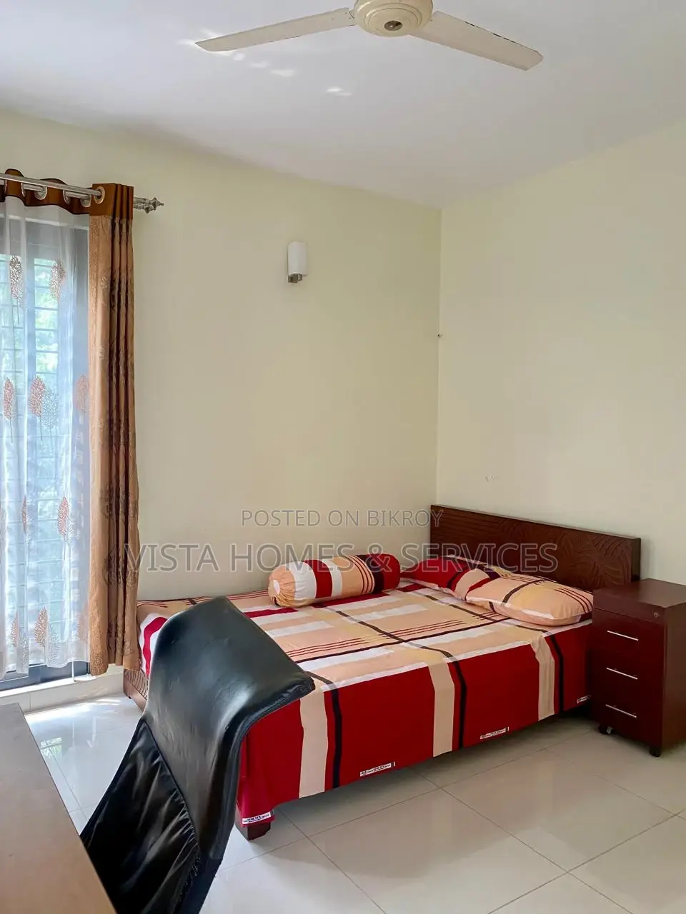 Furnished 3bdrm Apartment in Assurance Lake, Gulshan for Rent
