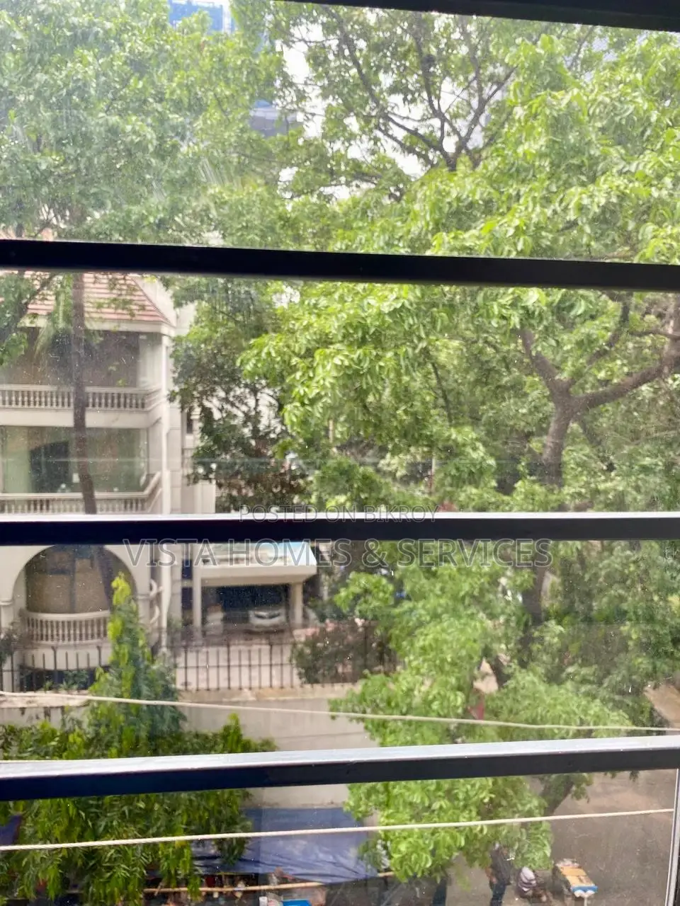 Furnished 3bdrm Apartment in Assurance Lake, Gulshan for Rent
