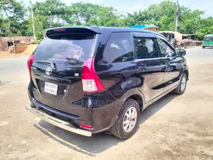 Toyota Avanza 2012 Black