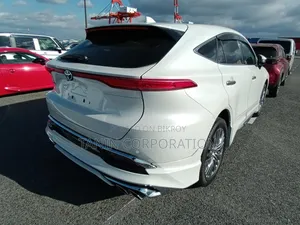 Toyota Harrier 2022 Pearl