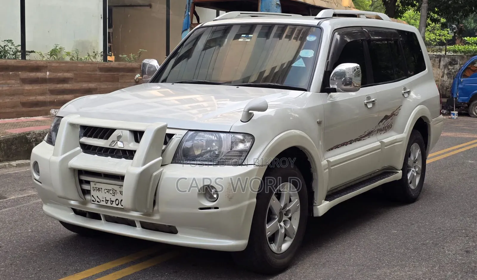 Mitsubishi Pajero 3.5 V6 GDI Elegance Automatic 2005 White