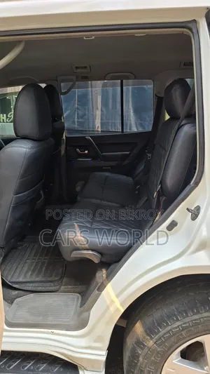 Mitsubishi Pajero 3.5 V6 GDI Elegance Automatic 2005 White