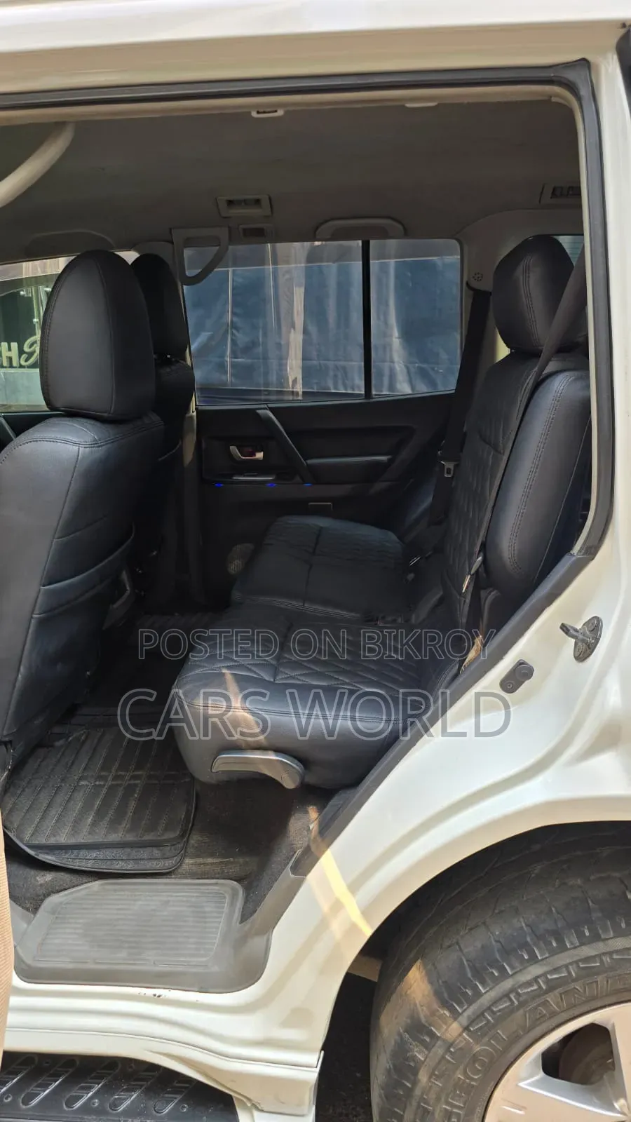 Mitsubishi Pajero 3.5 V6 GDI Elegance Automatic 2005 White