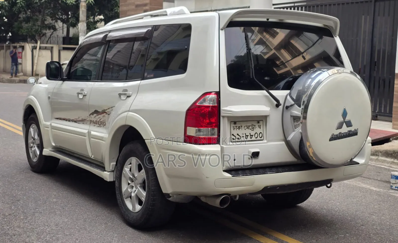 Mitsubishi Pajero 3.5 V6 GDI Elegance Automatic 2005 White