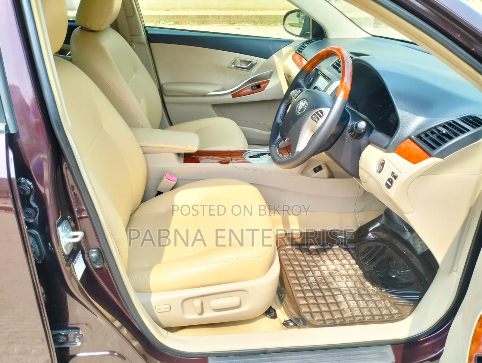 Toyota Allion 2015 Maroon
