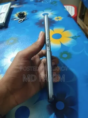 Vivo Y21 64 GB Blue
