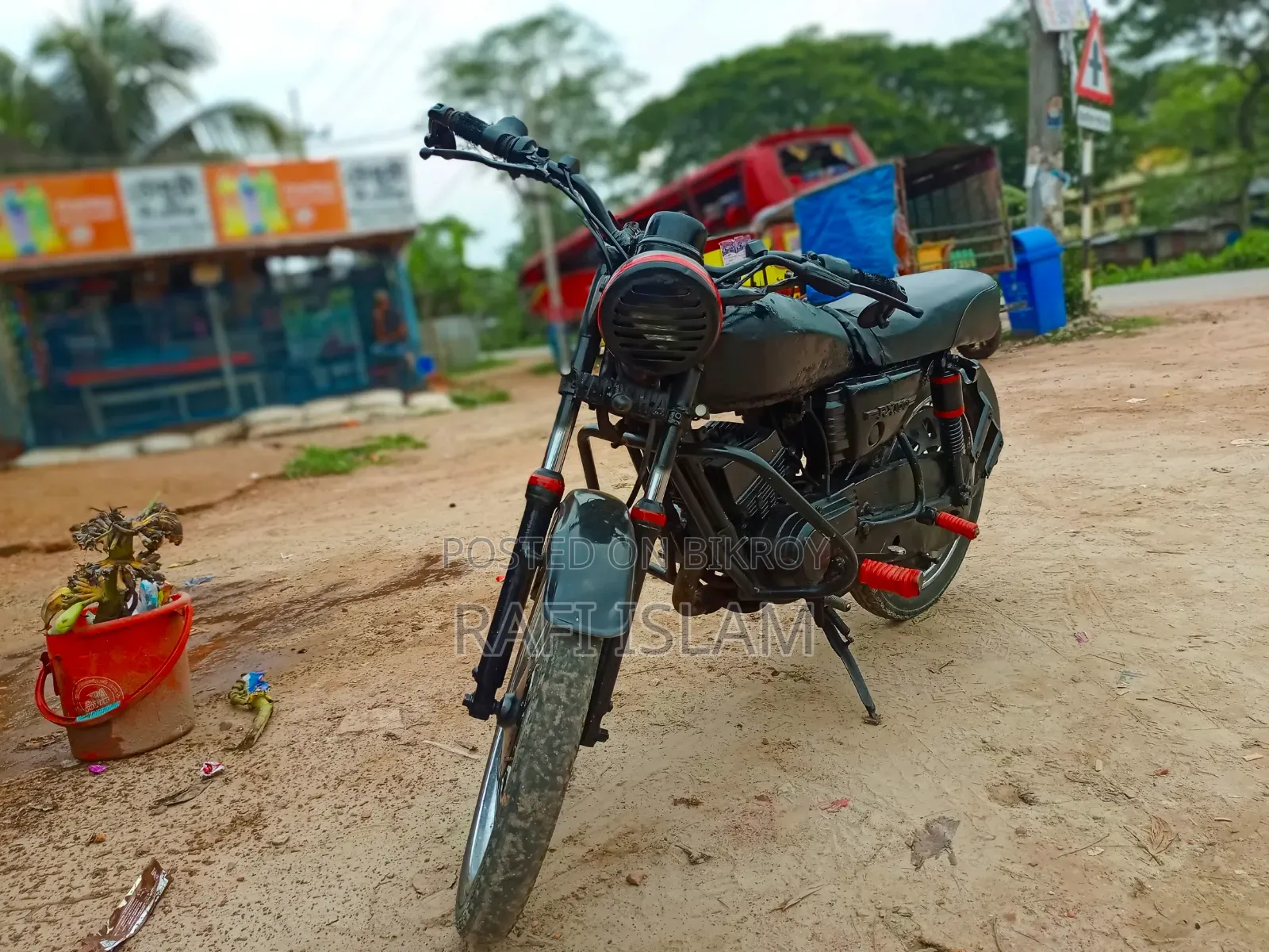 Yamaha 2010 Black