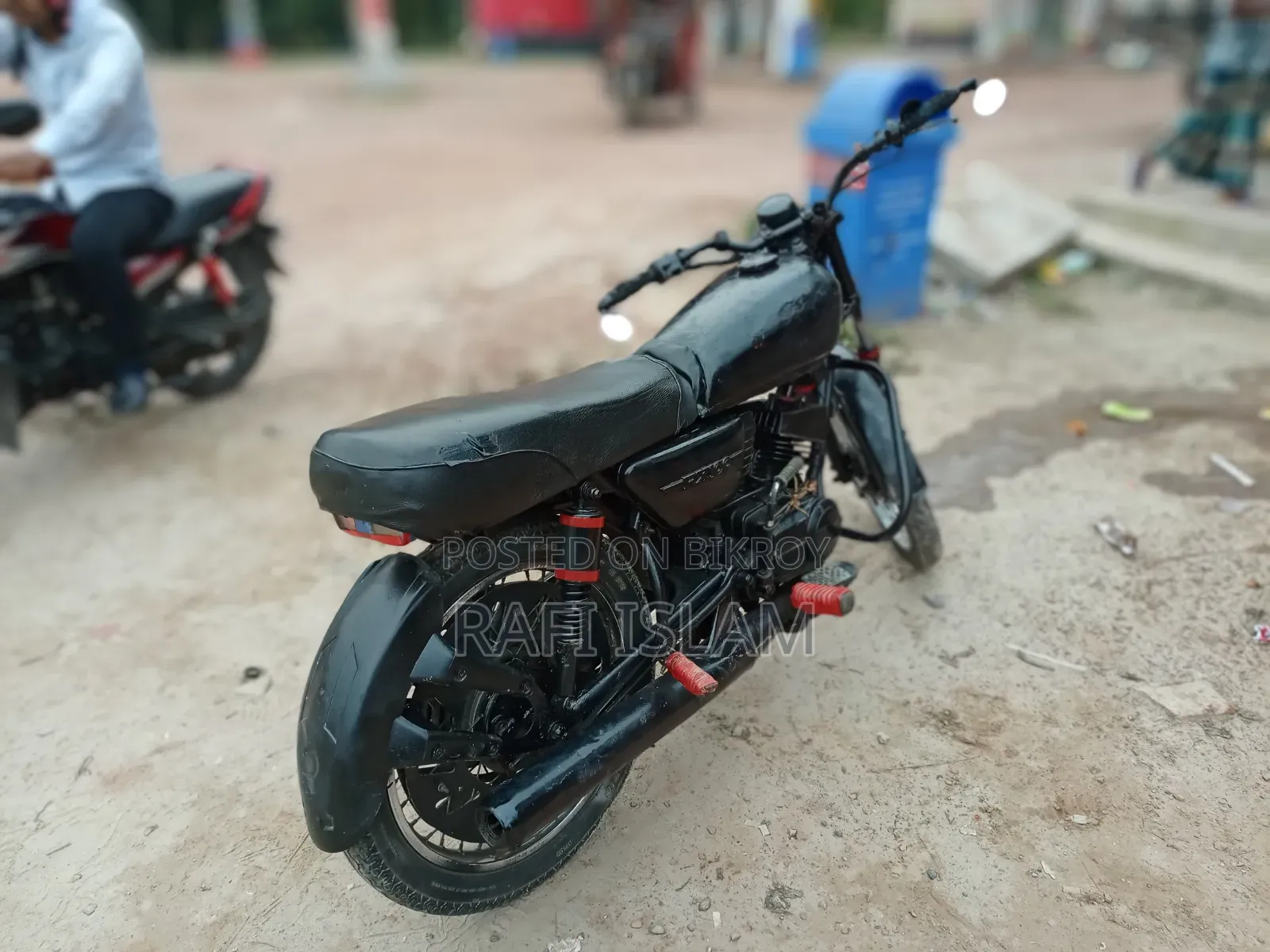 Yamaha 2010 Black