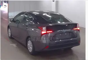 Toyota Prius LE 2021 Gray