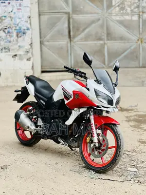 Yamaha FZ 2011 Red
