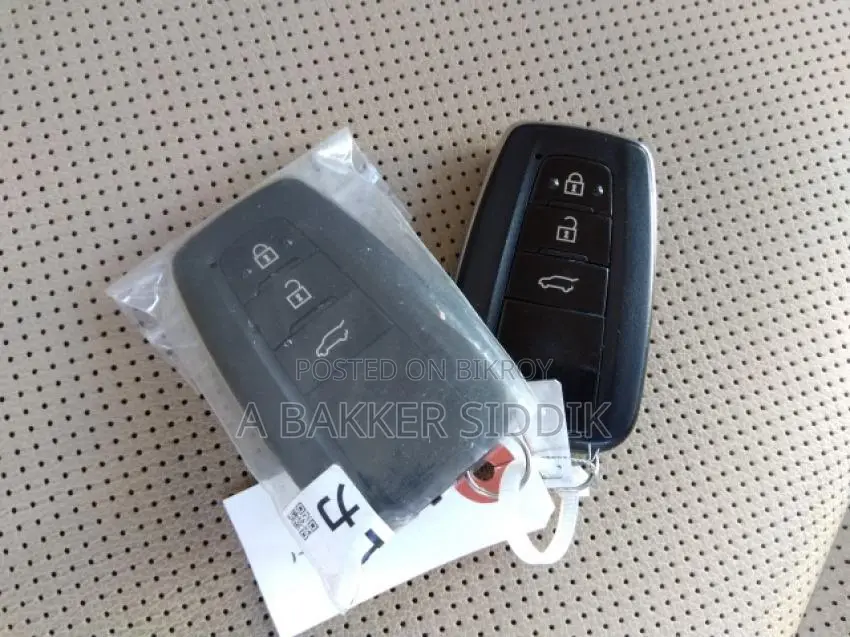 Toyota Land Cruiser Prado 2.7 2023 Black