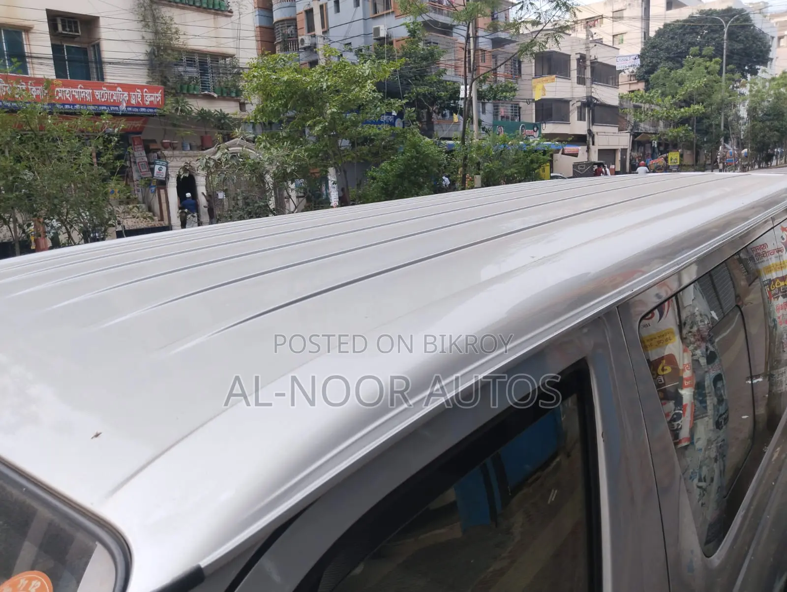 Toyota HiAce 2021 Silver