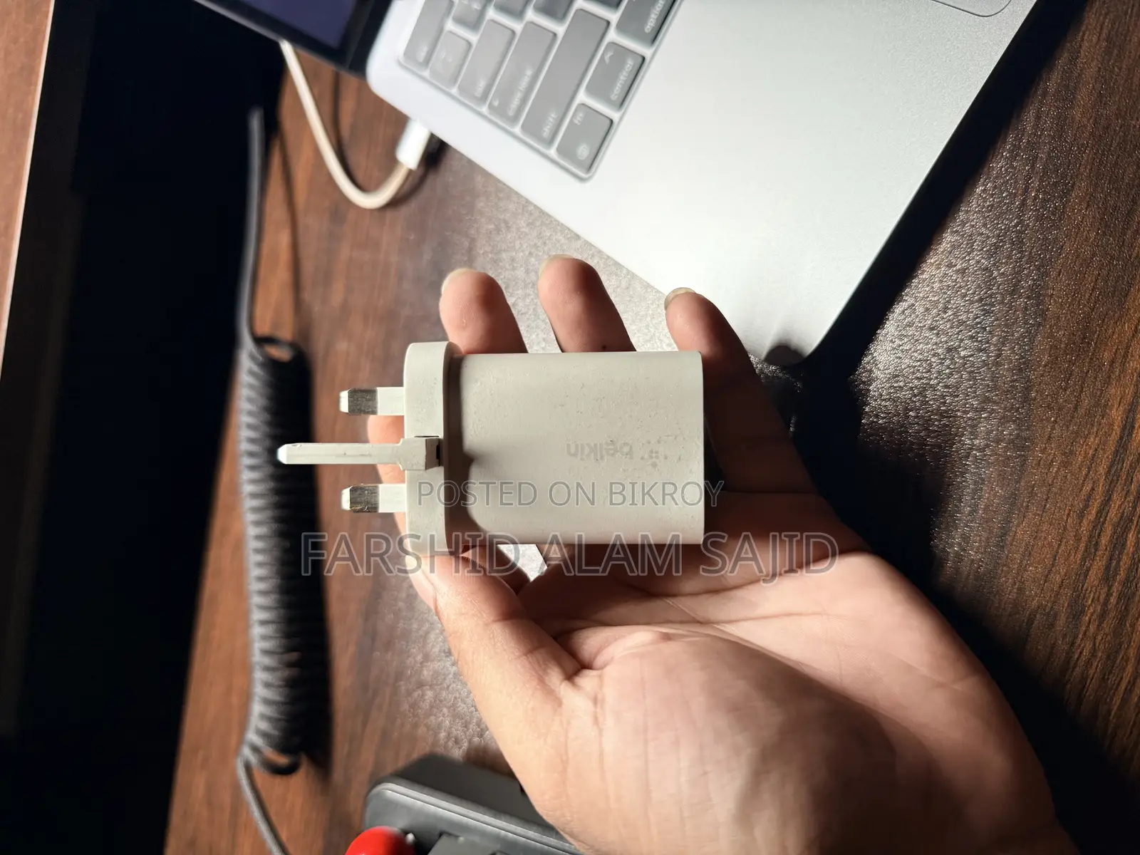 Apple iPhone Adapter
