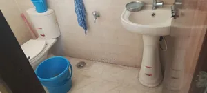 House for Rent for Small Family or Working Women