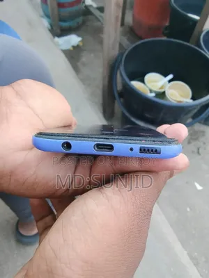 Samsung Galaxy A20 32 GB Blue