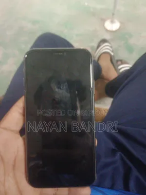 Apple iPhone 11 64 GB Black
