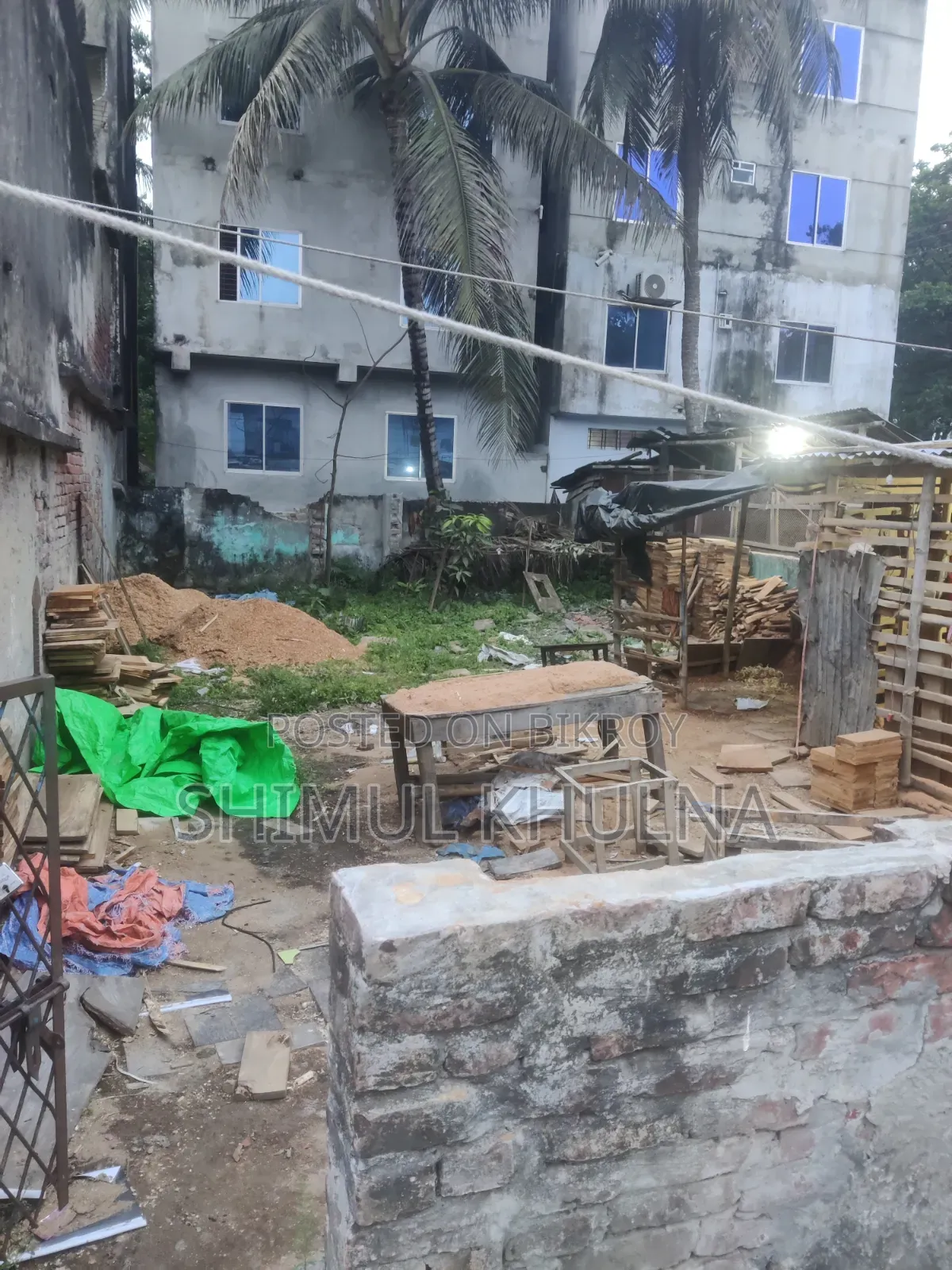 Khalishpur, next to the Municipality intersection, Khulna