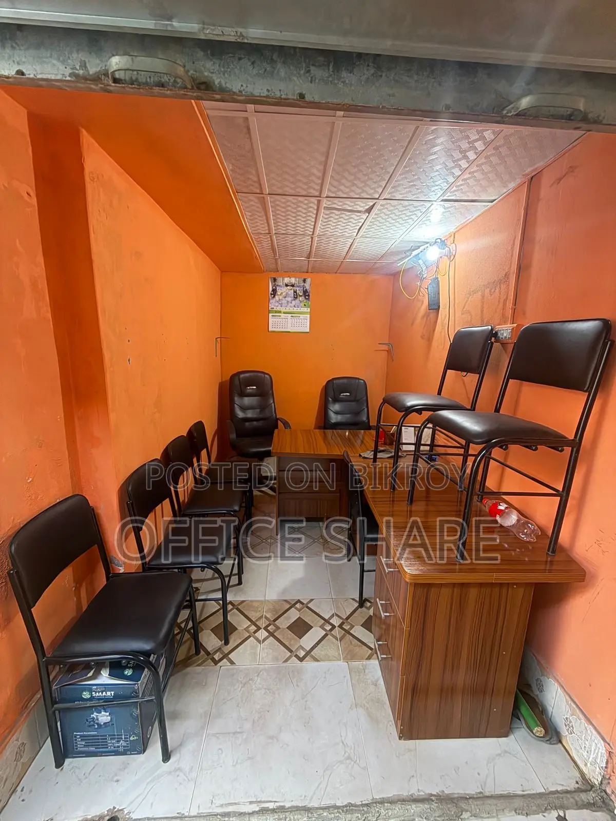 Office/Waiting Room Chairs and Tables for Sale