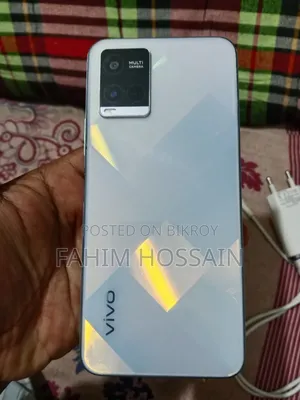 Vivo Y21 64 GB